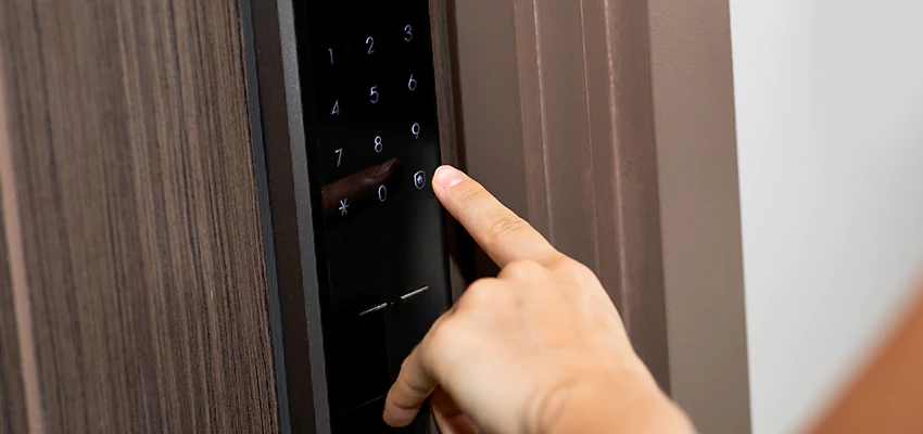 Smart Electric Locks Replacement Services in Solana Beach, CA