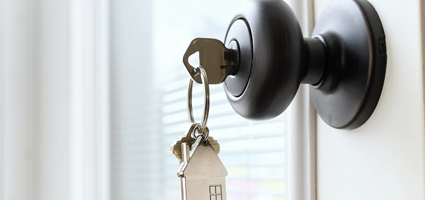 Bifold Door Knob Replacement in Solana Beach, California